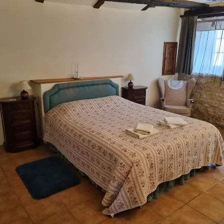 Holiday home Little House In The Dordogne *